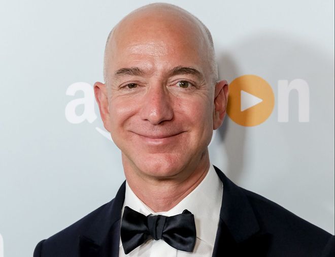 https://womanadvice.ru/sites/default/files/imagecache/width_660/32/viral/1dzheff_bezos.jpg