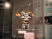 https://upload.wikimedia.org/wikipedia/commons/thumb/b/b8/Kismet_robot_at_MIT_Museum.jpg/220px-Kismet_robot_at_MIT_Museum.jpg