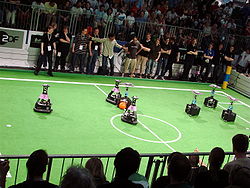 https://upload.wikimedia.org/wikipedia/commons/thumb/4/45/MSL_robocup_2006.jpg/250px-MSL_robocup_2006.jpg