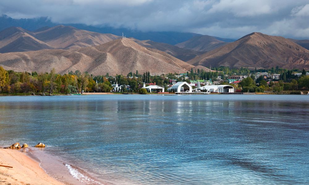 C:\Users\малыш\Desktop\картинки\issyk-kul.jpg